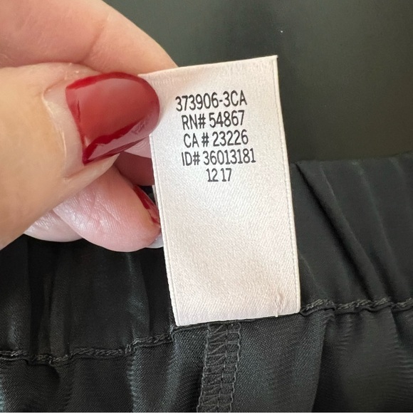 Victoria’s Secret grey lacy satin lounge pants, lightweight, highwaist, size S - Picture 8 of 14